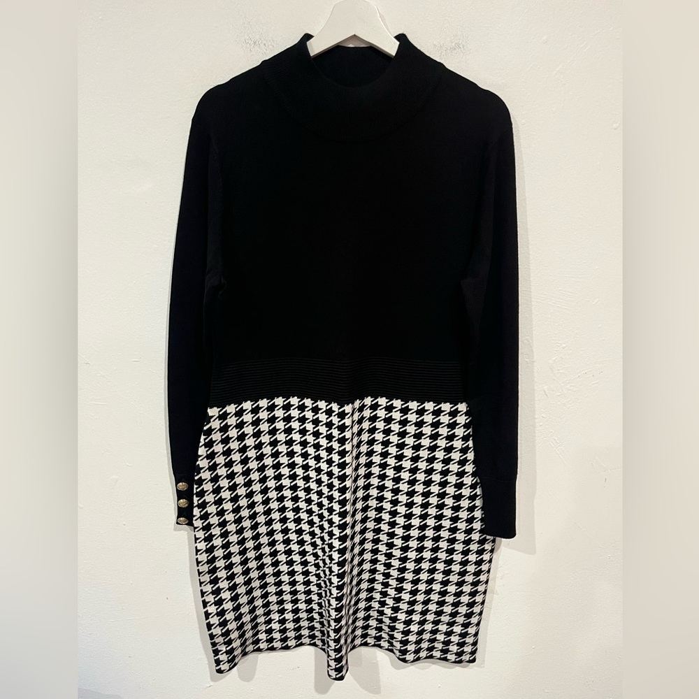 Karl Lagerfeld Black & White Long Sleeve Houndstooth Knit Dress